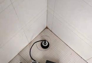 运城市卫生间漏水维修之 loft 夹层储藏室毗邻暗管渗水哪家好，推荐诚匠小爱修缮